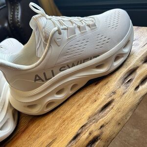 AllSwifit - Women’s Slip-On Lightweight Walking Sneakers - SIZE: 7